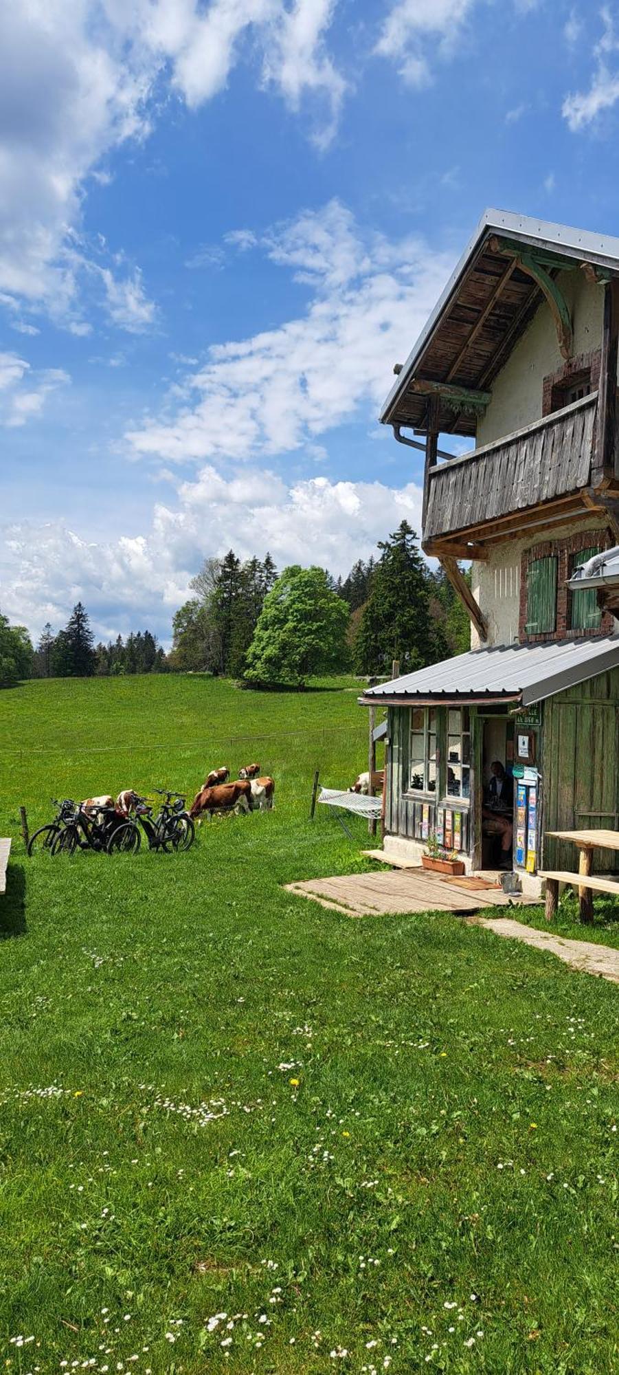 La Petite Echelle Hotell Rochejean Exteriör bild